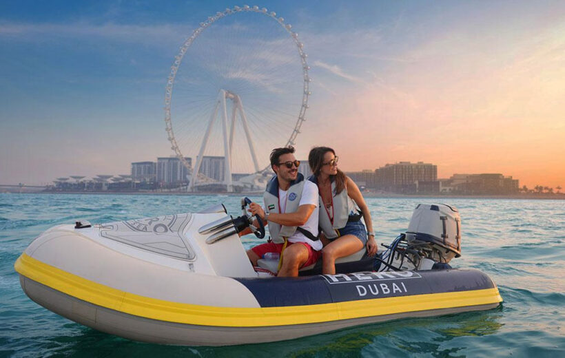 Evening Boat Ride in Dubai